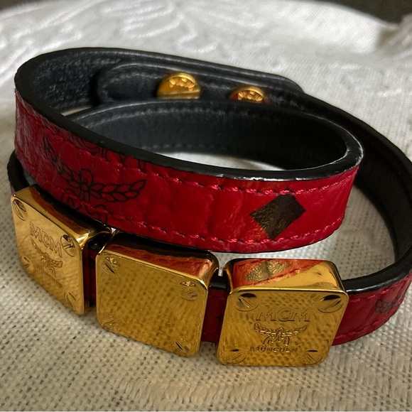 MCM Authentic Red Double Wrap Leather Bracelet - Picture 9 of 13